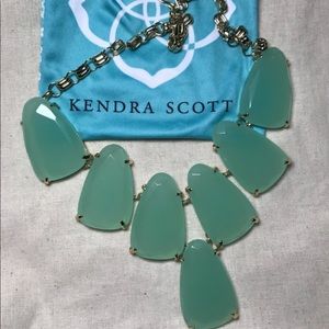 Kendra Scott Harlow necklace in Chalcedony green
